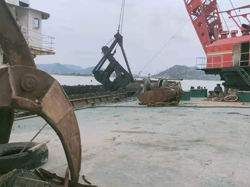 航道及碼頭疏浚工程-03